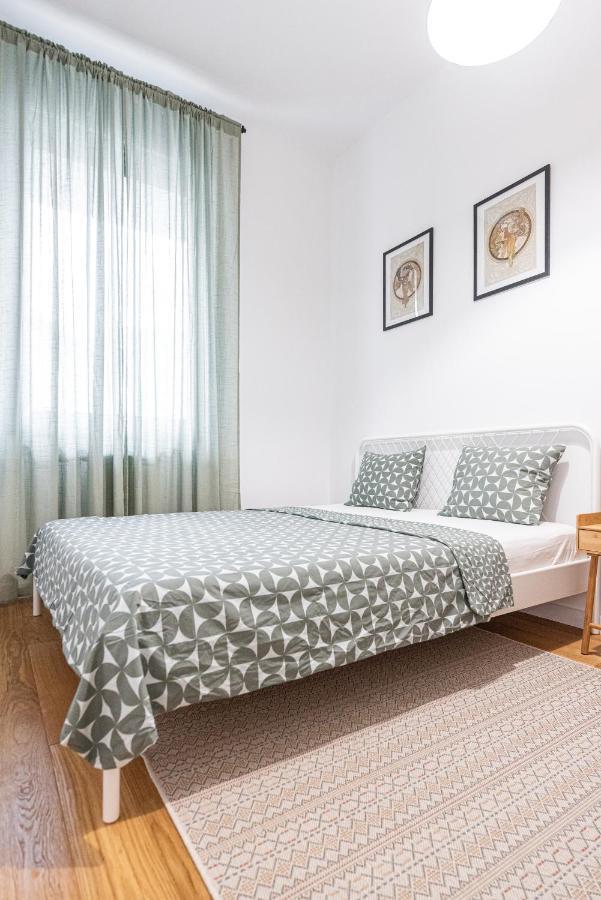 Vertigo One Bedroom Apartment-Free Private Parking 노비사드 외부 사진
