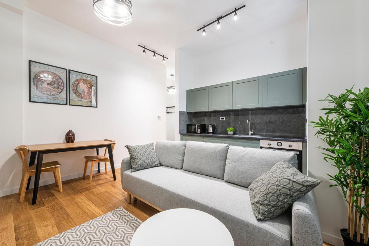 Vertigo One Bedroom Apartment-Free Private Parking 노비사드 외부 사진